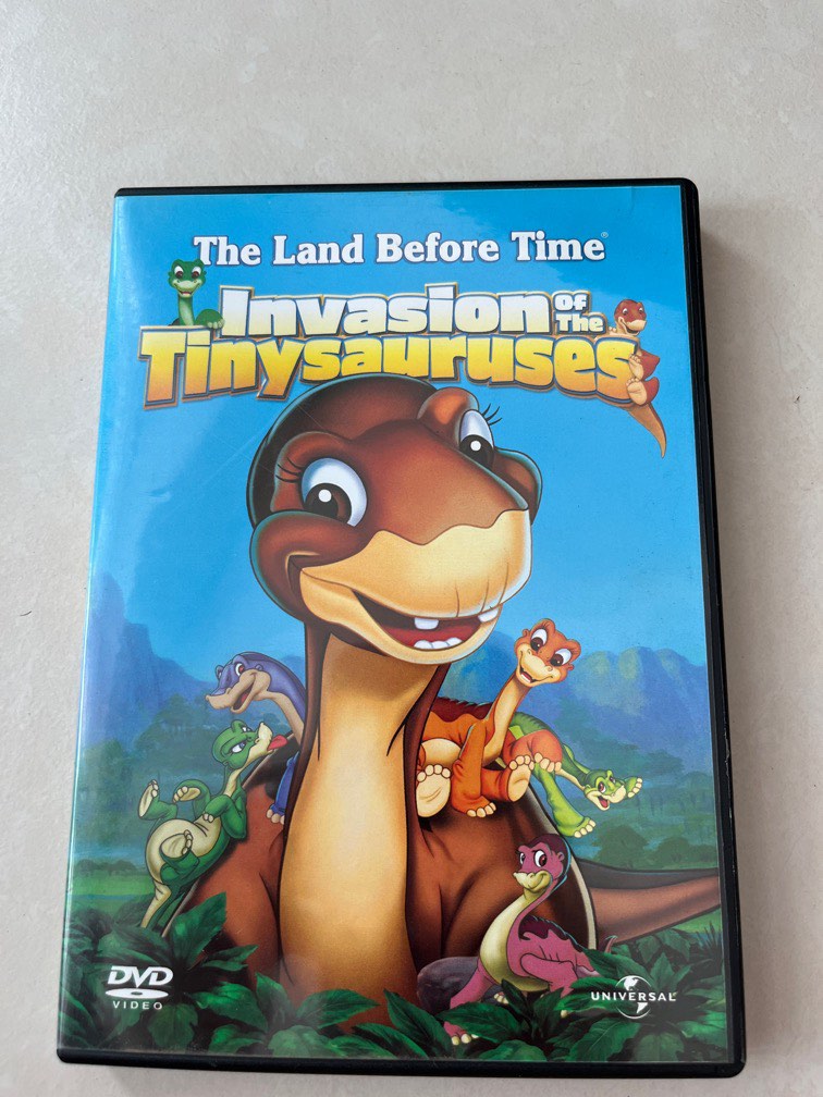 The Land Before Time - Invasion of Tinysauruses, Hobbies & Toys, Music ...