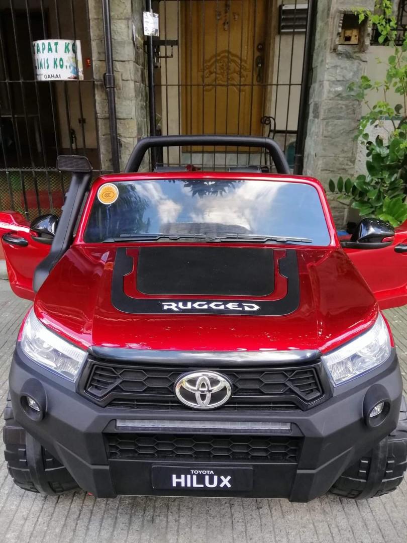 Toyota HiLux, Hobbies & Toys, Toys & Games on Carousell