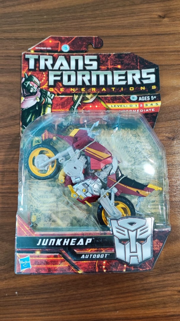 Transformers Generations Junkheap, Hobbies & Toys, Toys & Games on
