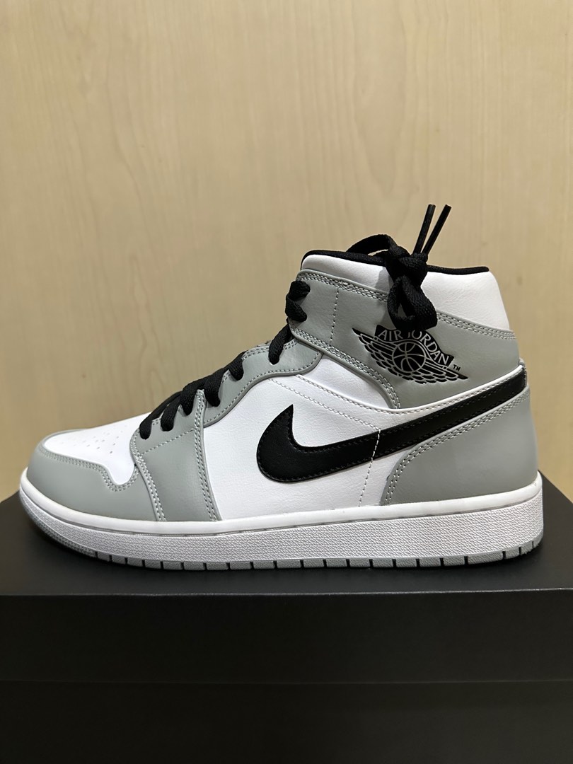 (US 9.5) BNDS Air Jordan 1 Mid Light Smoke Grey, Men's Fashion