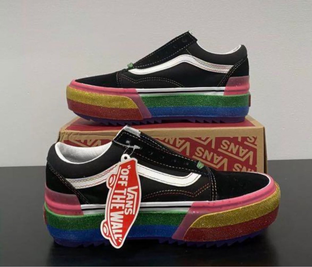 All red deals platform vans