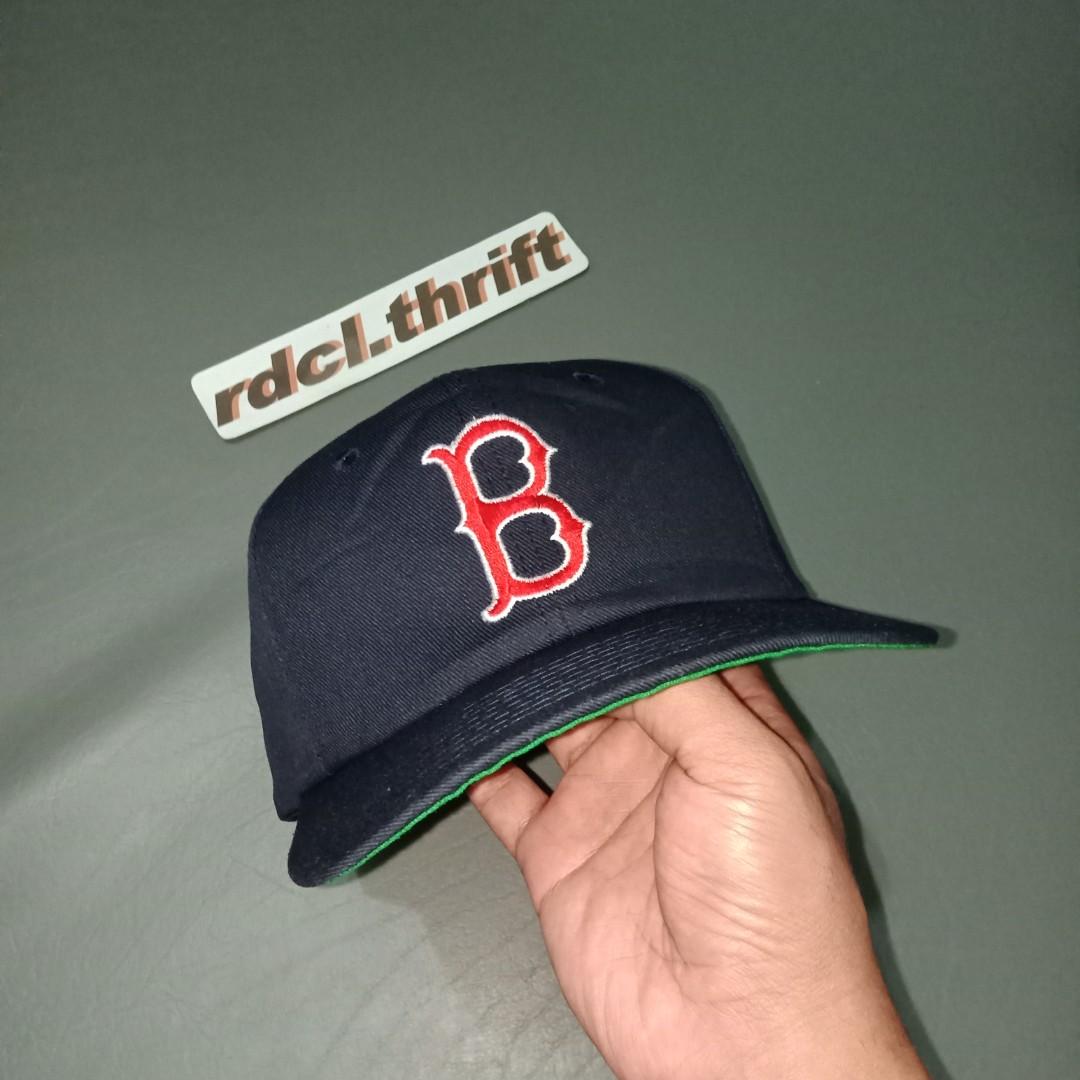 Vintage Boston Red Sox OG Logo Snapback, Men's Fashion, Watches