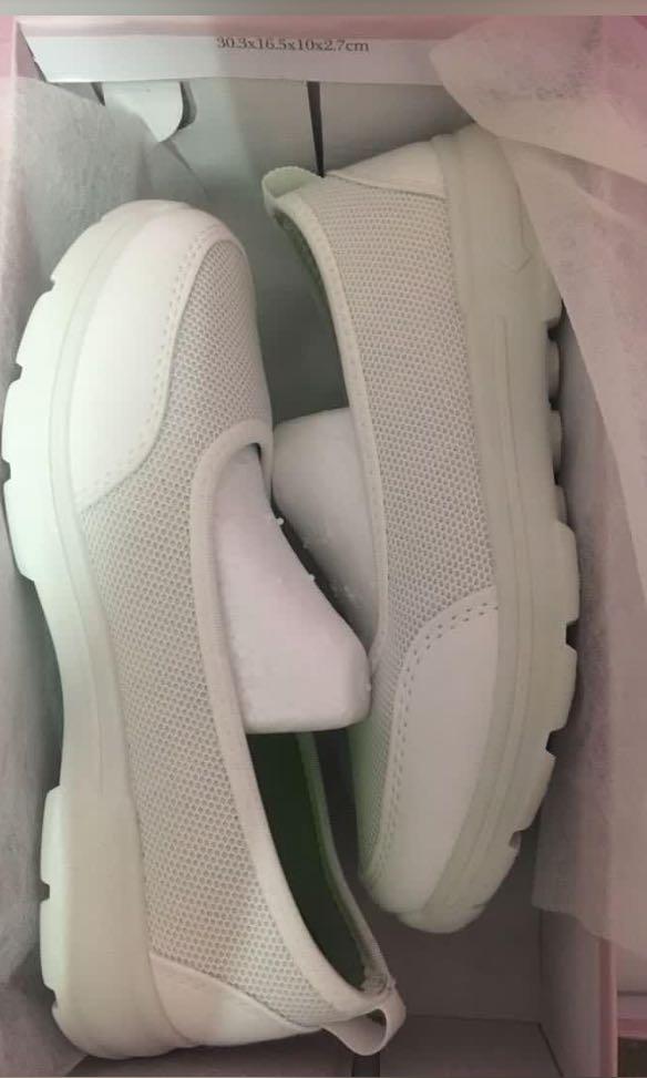 White shoes in style 219 sale