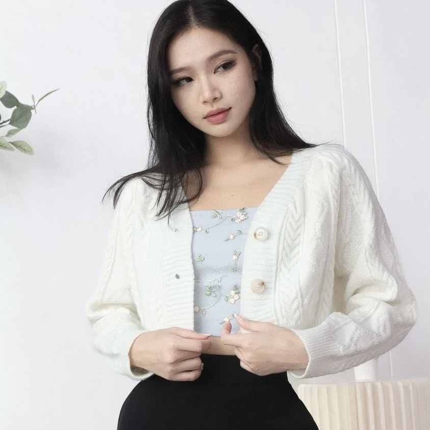 Posie Knit Cardigan - White