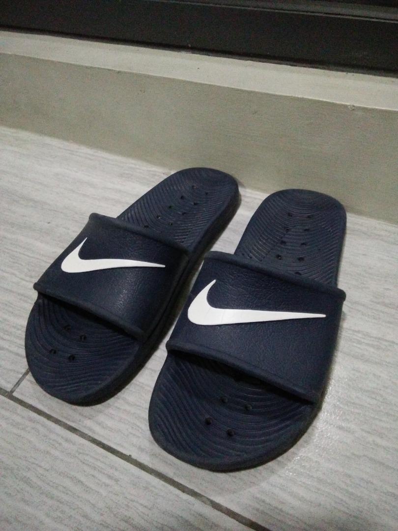 Blue and pink nike slides online