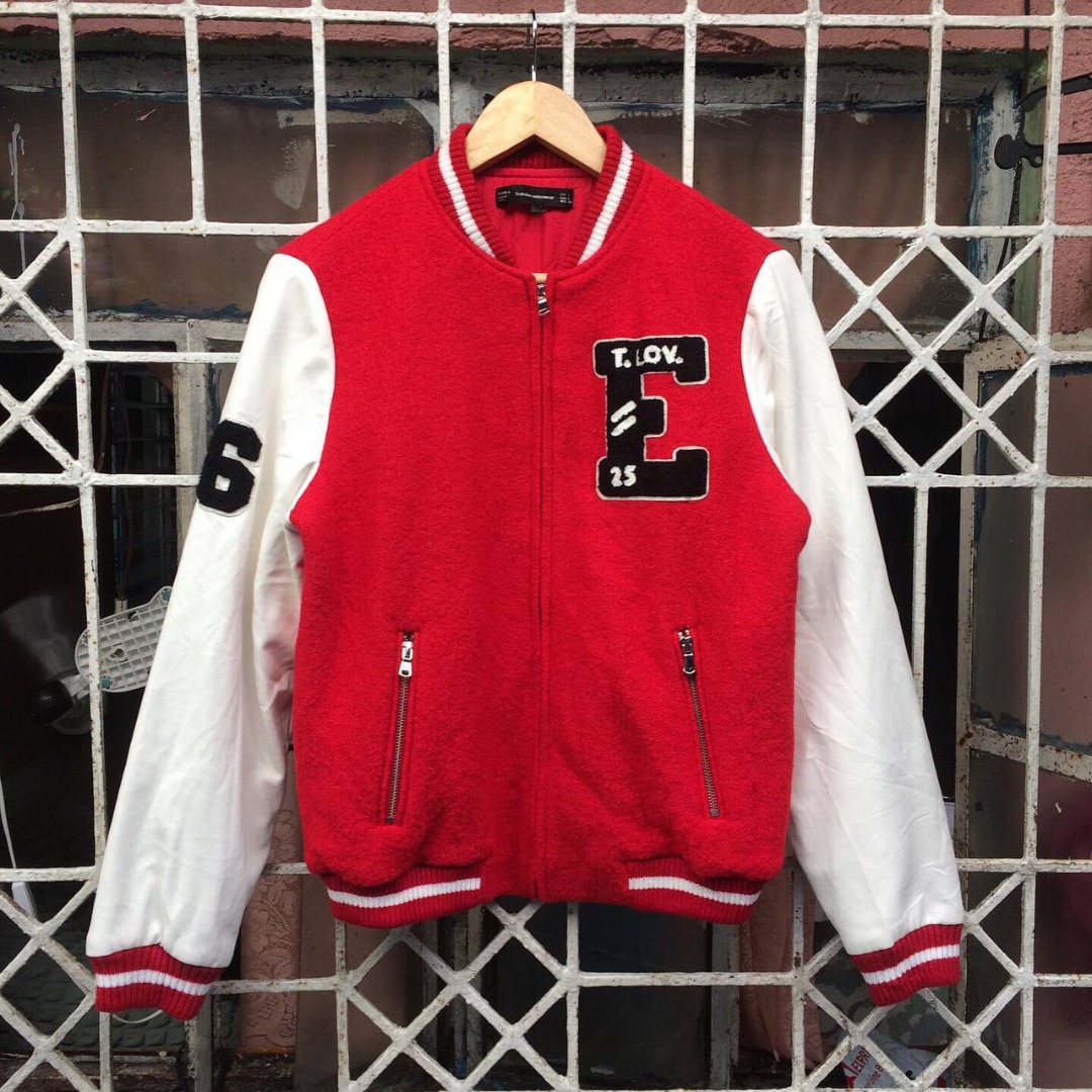 Varsity sweatshirt zara clearance