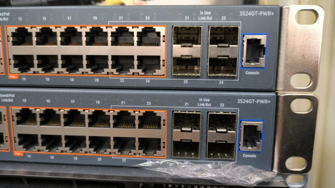 1U Avaya Ethernet Routing Switch 3524GT-PWR+ - 24 10/100/1000 (802.3af