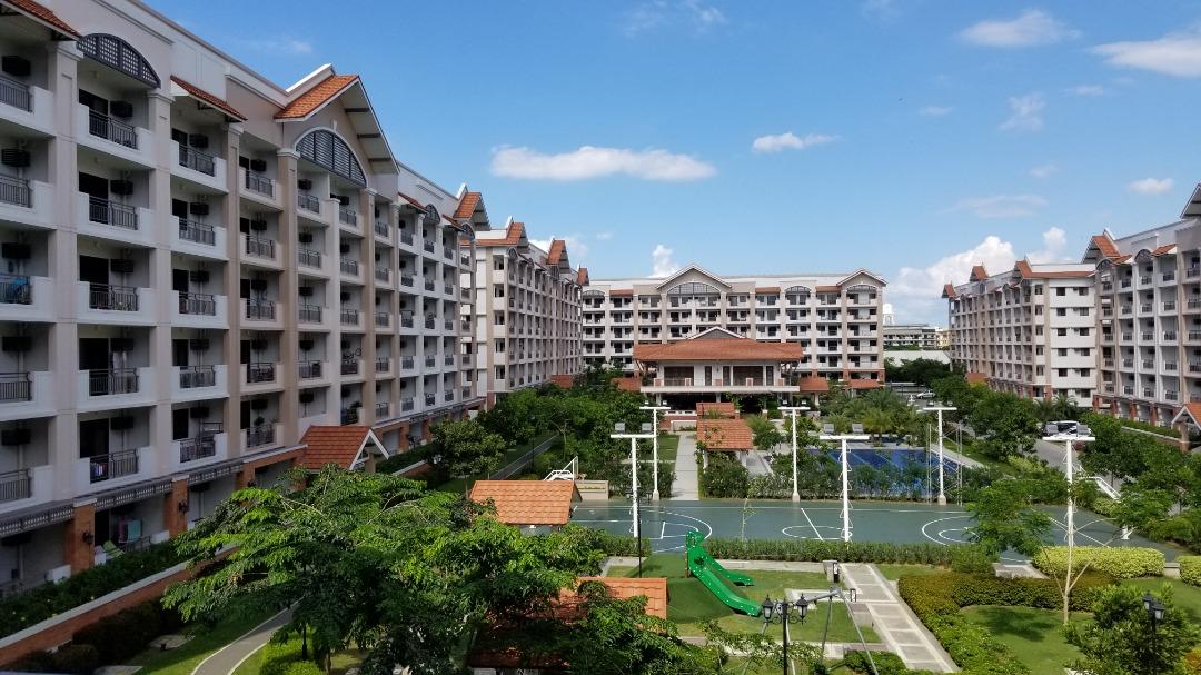 4 BR Condo in Acacia Estate Ivory Wood Facing Amenities Taguig near