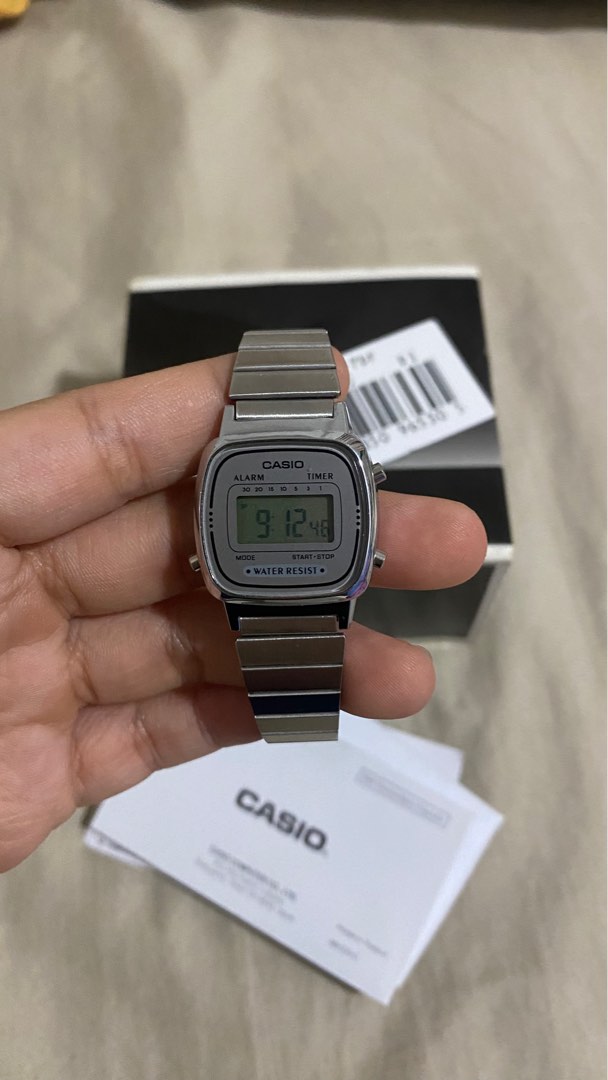 ORIGINAL CASIO DIGITAL WATCH Women s Fashion Watches