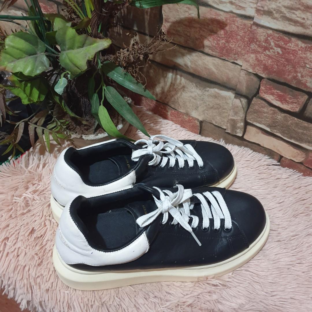 Alexander McQueen sneakers, Women's Fashion, Footwear, Sneakers on Carousell