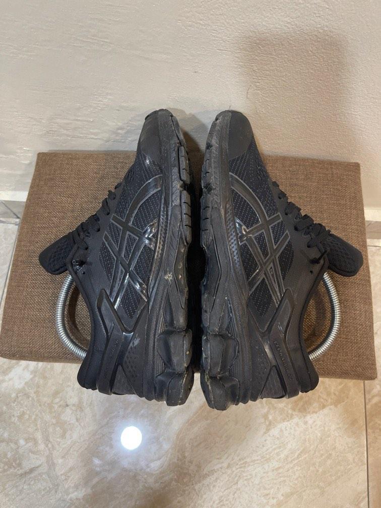 Asics gel kayano blackout top