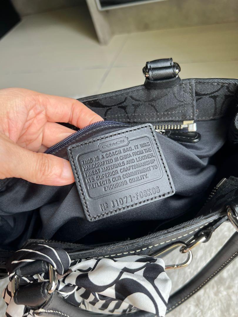 Coach hot sale bag scarf