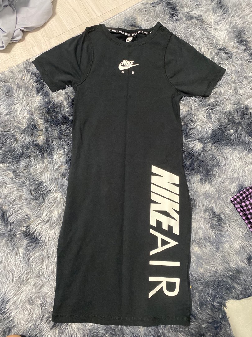 Nike air logo dress sales