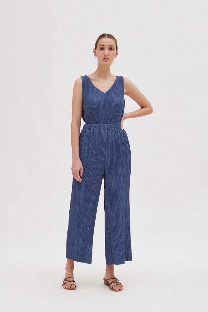Relaxed Pleated Pants - Our Second Nature