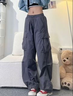 (Category: ) located in . Submitted by clothesdumppp (Listing ID 1192783917, Image 1). Description: .