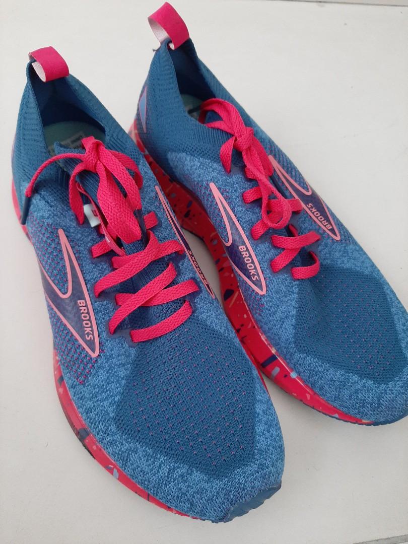 Brooks on sale size 5