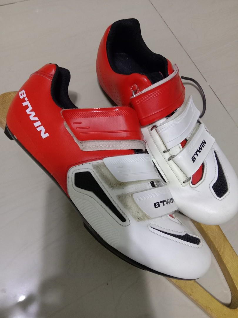 BTWIN 500 road, Men's Fashion, Footwear, Shoe inserts & accessories on ...