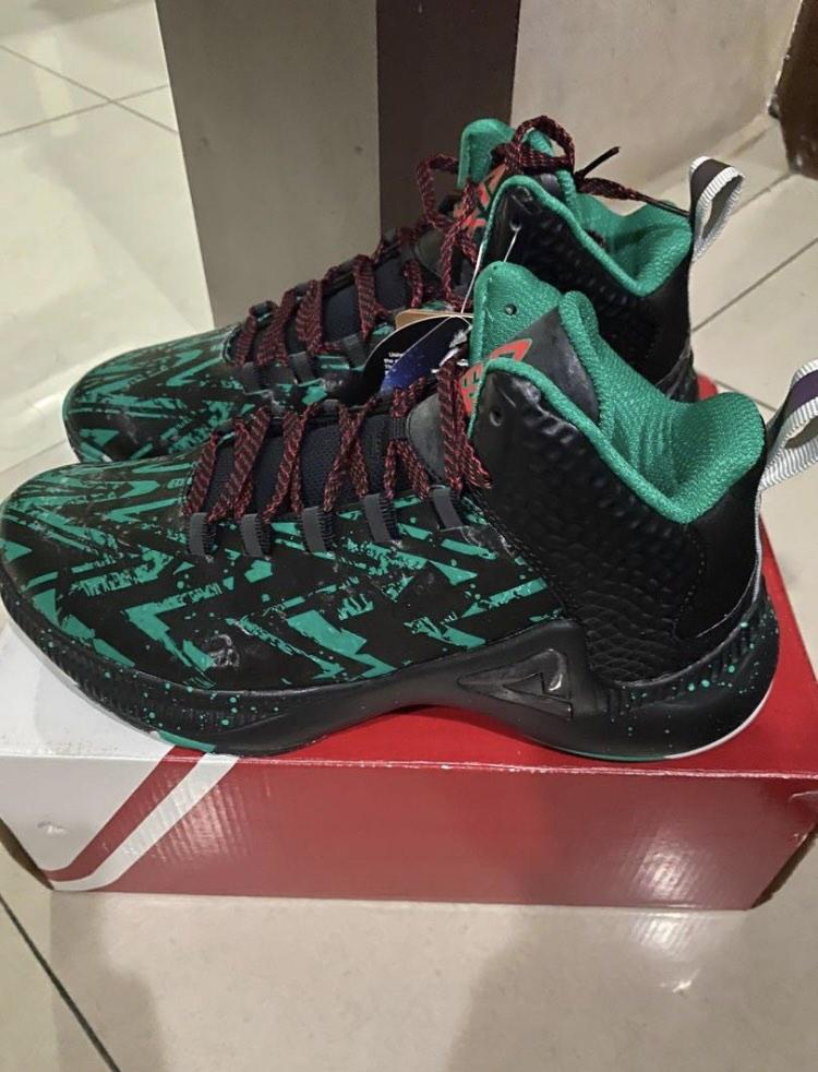 Competitive series basketball shoes (Black/Green), Men's Fashion, Footwear, Sneakers on Carousell