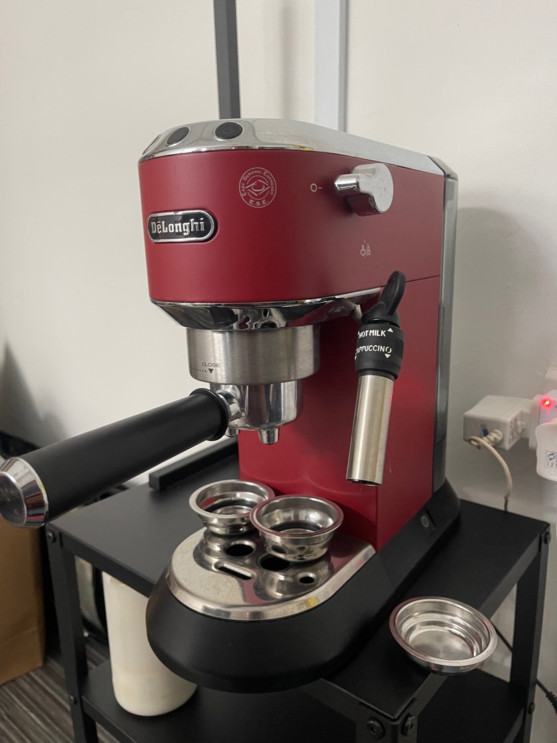 Delonghi Dedica Style EC685R Manual Espresso Maker (Scarlet Red), TV