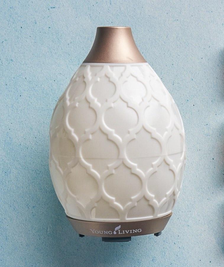 Desert Mist Diffuser (Category: Home Fragrance) located in Kuala Lumpur. Submitted by sillylily2401 (Listing ID 1192812786, Image 1). Description: Brand new with lemon (5ml) & lavender (5ml) EOs..