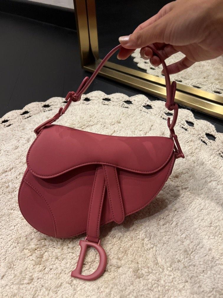 Dior saddle best sale bag ultra matte