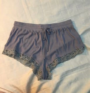(Category: ) located in . Submitted by thrifters21 (Listing ID 1192686862, Image 1). Description: .