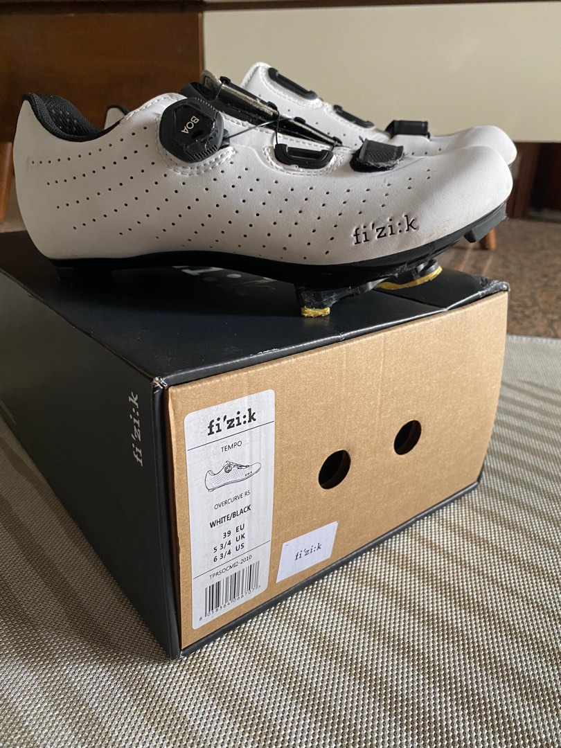 thumbnail image 2 of Fizik Tempo Overcurve R5 Cycling Shoes – Comfortable, Boa-Fit Road Shoes For Every Ride 2 of 9