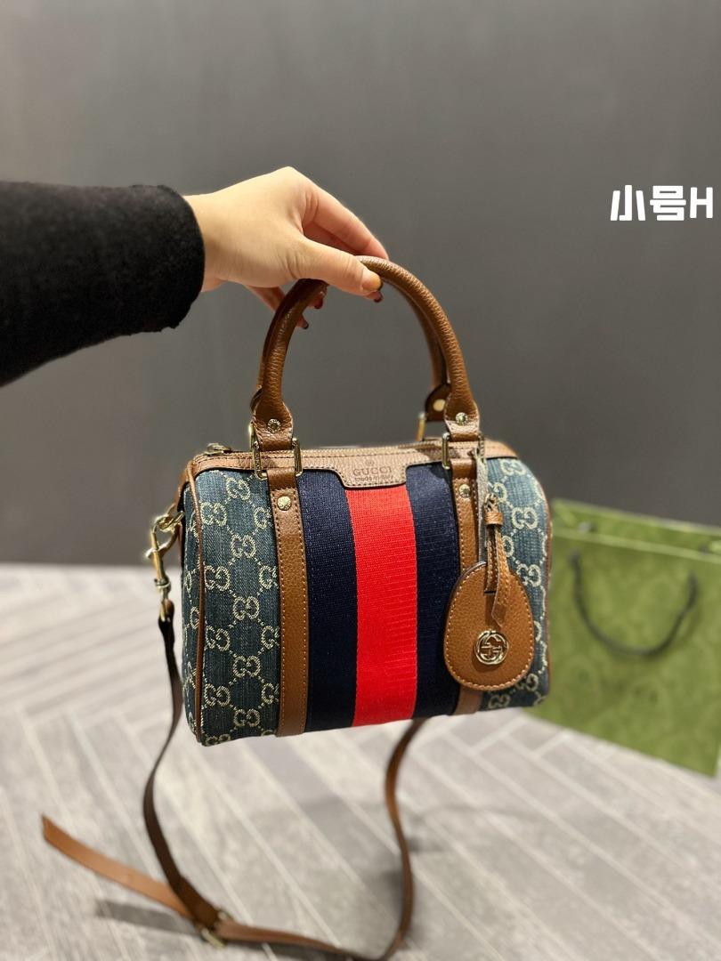 Gucci pillow sale backpack