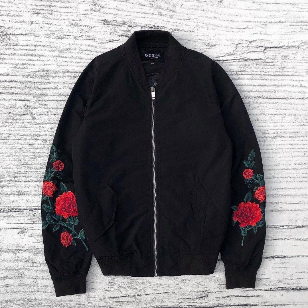 GUESS BOMBER JACKET FLOWER, Fesyen Pria, Pakaian Baju Luaran di