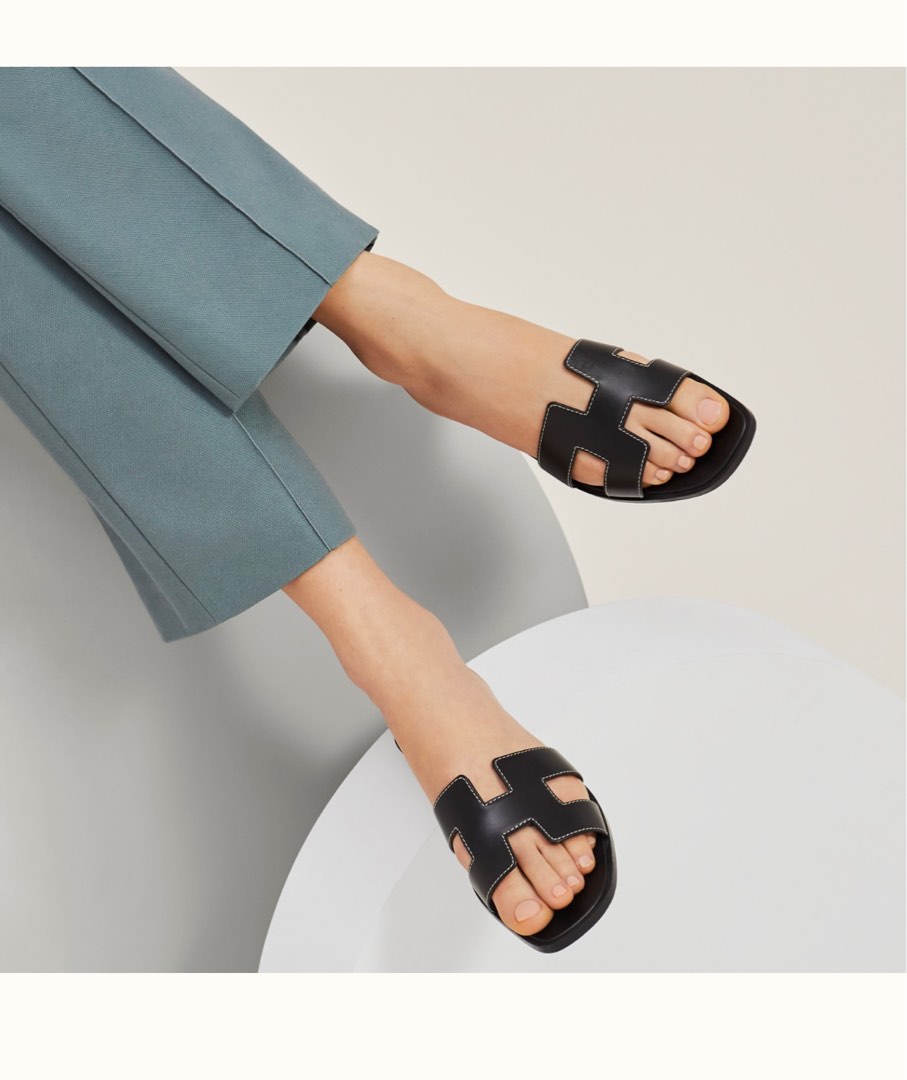 hermes aloha sandals on feet