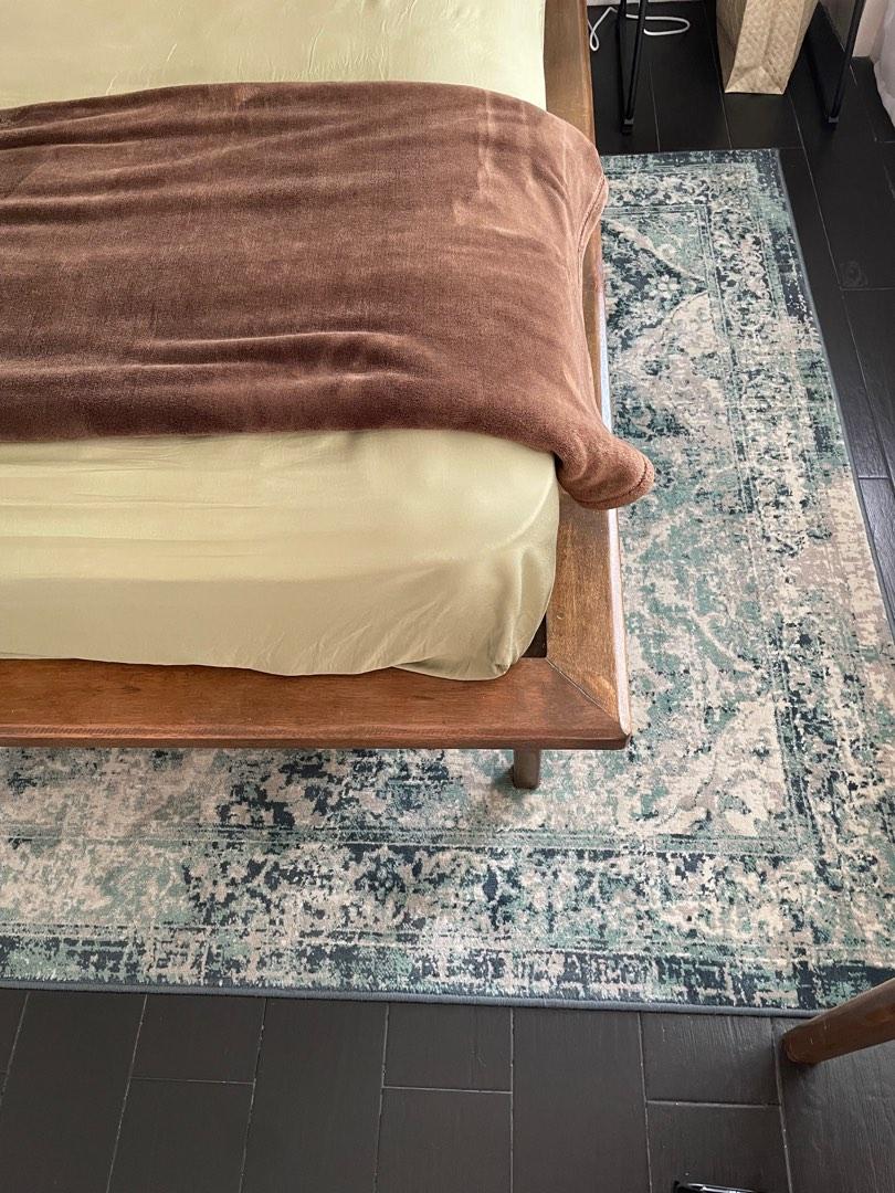 Ikea Vonsbak Low Pile Carper (Green), Furniture & Home Living, Home