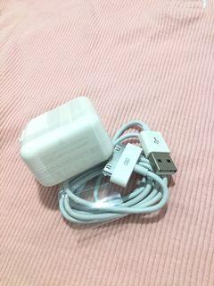 iPhone 4 iPad 1 2 3 Charger 30 pins cable and 12 Watts Adapter
