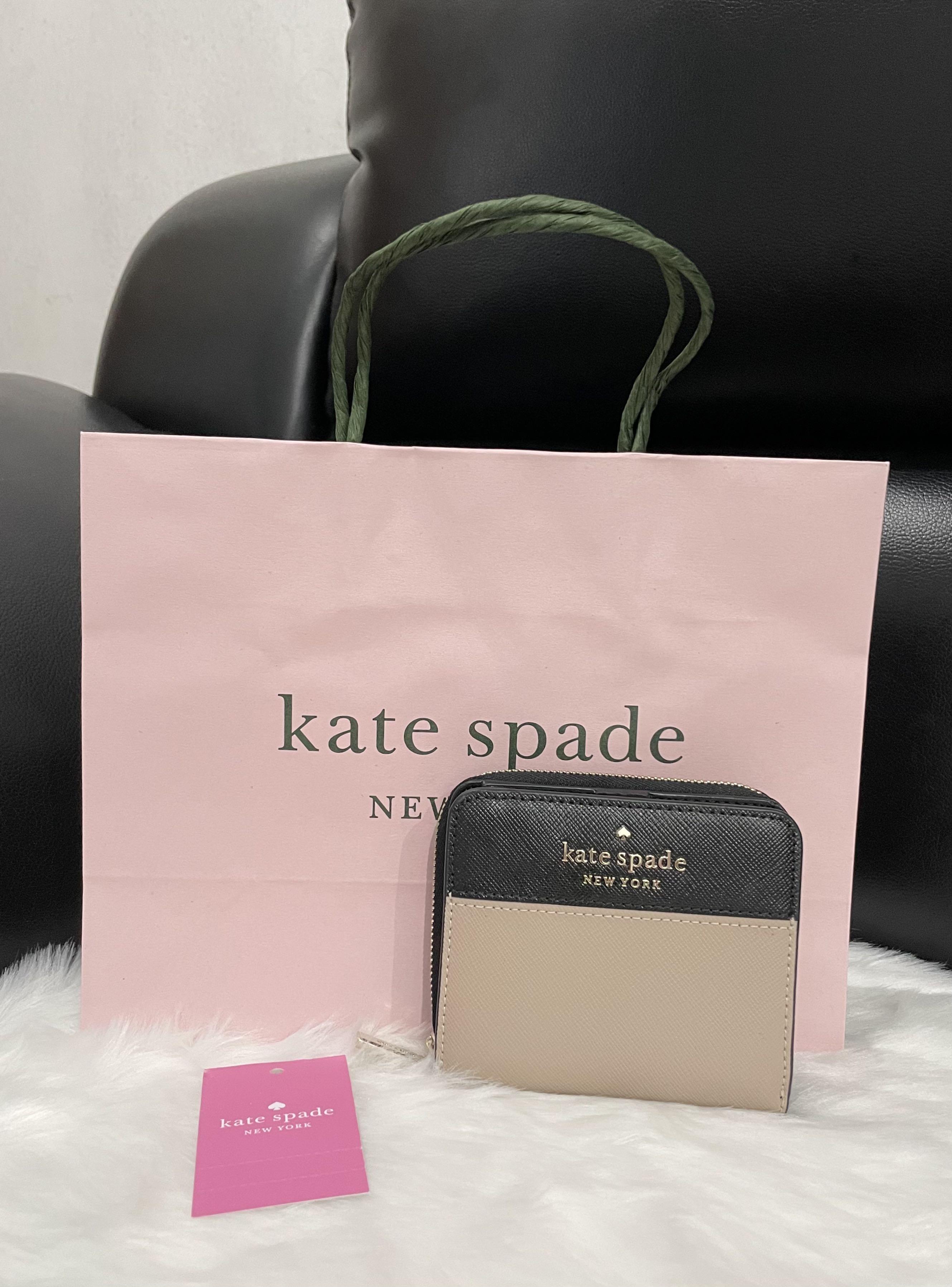 Kate Spade Bifold Wallet Two tone, Women's Fashion, Bags & Wallets, Wallets  & Card holders on Carousell