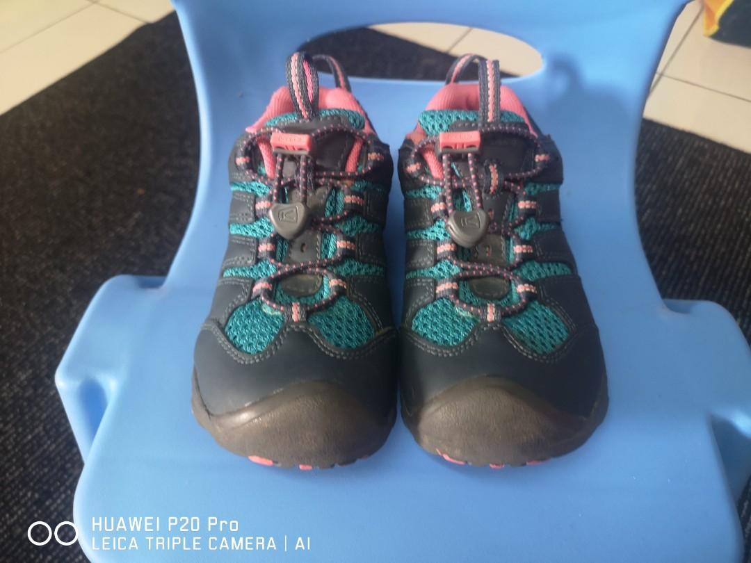 Keen hiking boots, Babies & Kids, Babies & Kids Fashion on Carousell