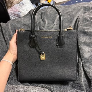 (Category: ) located in . Submitted by wjunhongg_ (Listing ID 1192782130, Image 1). Description: .