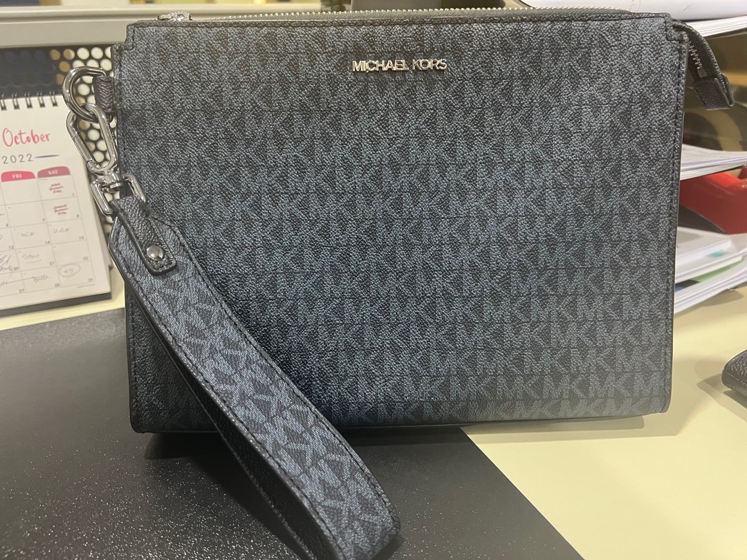 Kors clutch deals