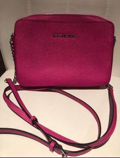 Michael kors crossbody
