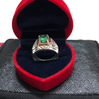 (Category: ) located in . Submitted by rabeinclothing (Listing ID 1192797495, Image 1). Description: .