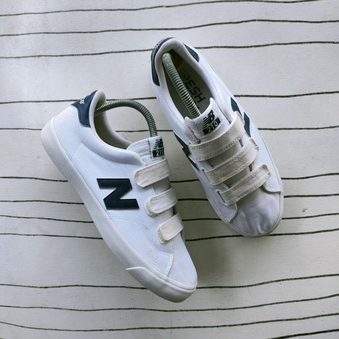 Men's new balance top velcro sneakers