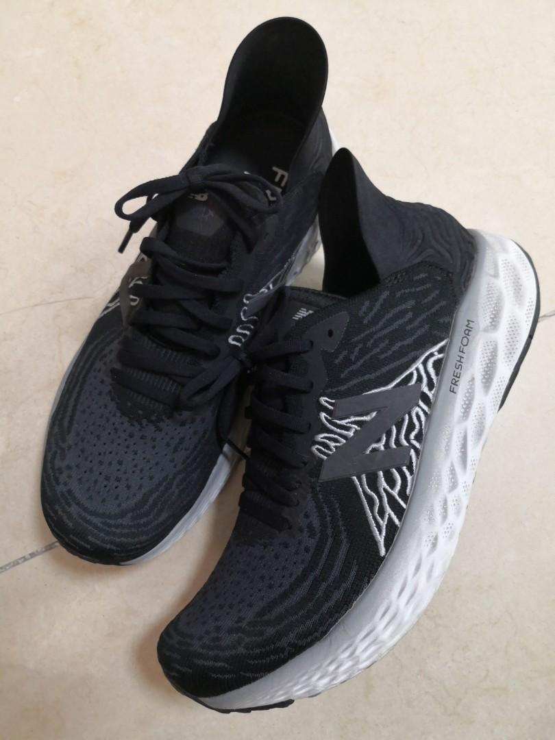 New Balance NB 1080 v10 Fresh Foam running sneakers LIKE NEW US