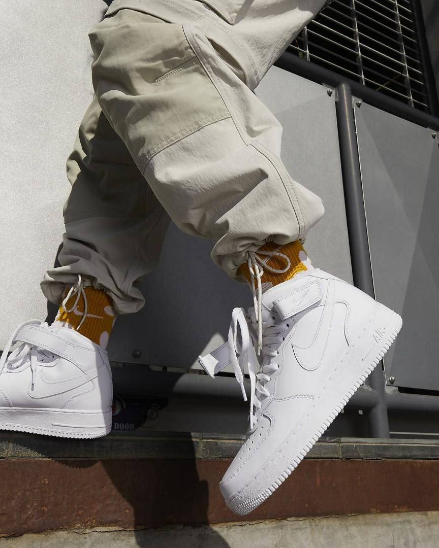 Nike air force outlet 1 mid style