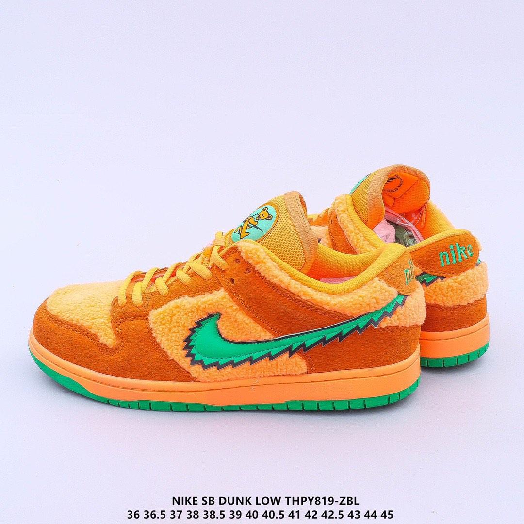 sb dunk low pro x grateful dead stores