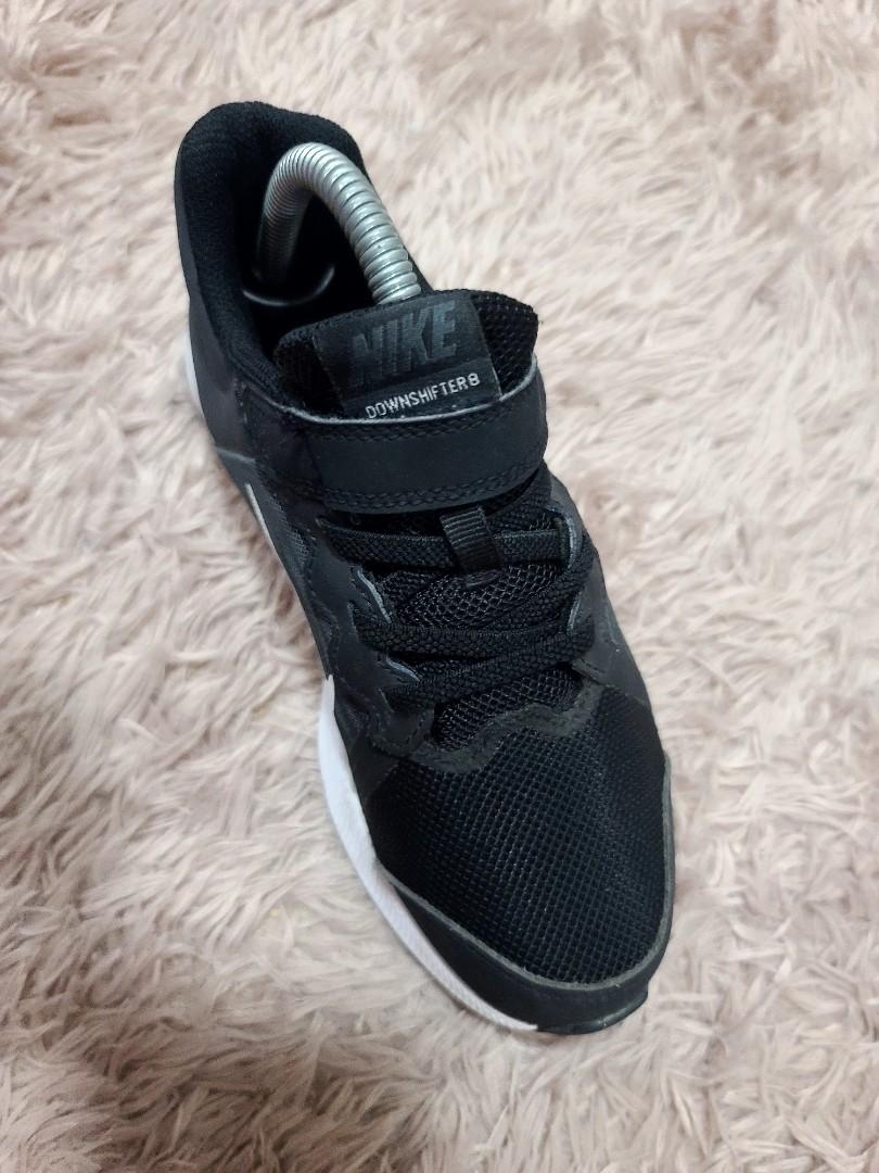 nike shoes for kids 20cm (Category: Babies & Kids Fashion) located in Batangas. Submitted by nlmdbagelyas (Listing ID 1192683265, Image 1). Description: in good condition.
