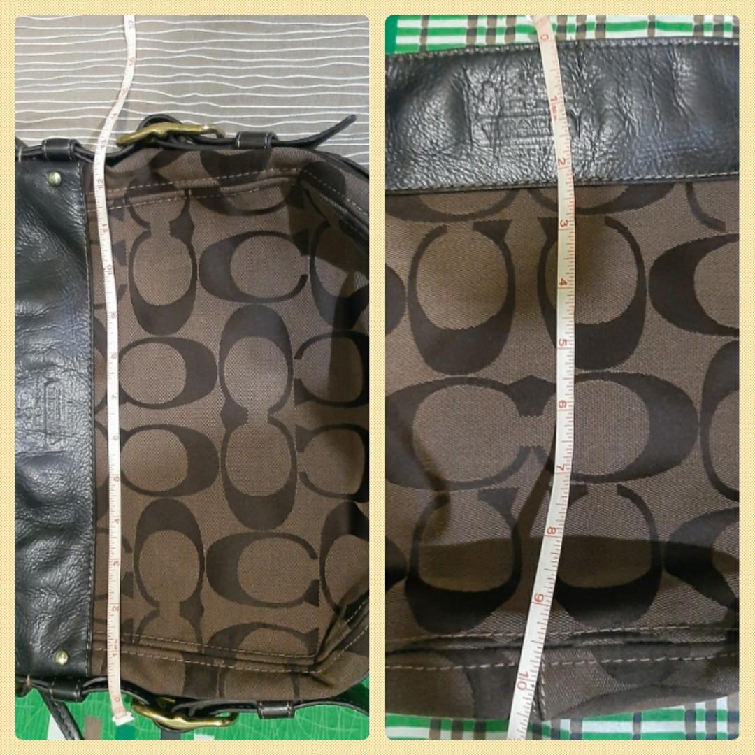 Original Coach Bag (Category: Shoulder Bags) located in Taguig. Submitted by ilavdimple (Listing ID 1192703028, Image 2). Description: Authentic/original coach bag US bought houston texas (not ukayukay japan/korea) From pasabuy balikbayan box (family friend) Size medium Ykk zipper Spacious Kasya long wallet, slipper at authomatic umbrella No damage no repair no butas no cracks no nisnis no fade sa canvas materials etc.. sign of used and stored lo