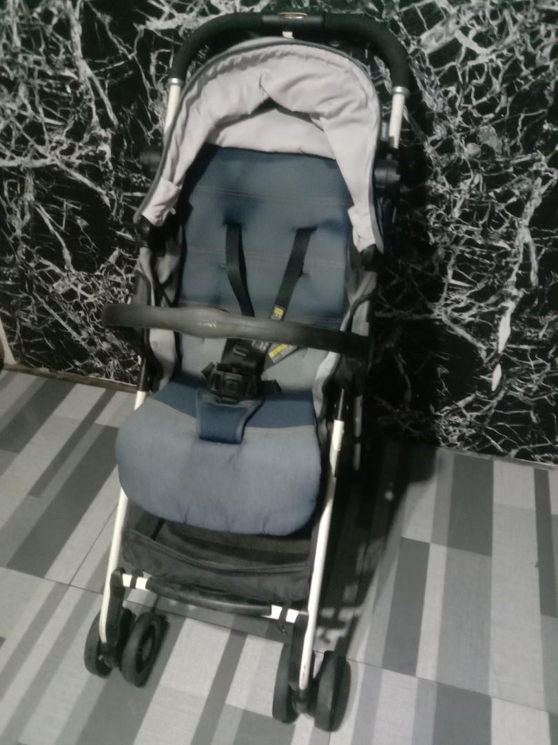 Stroller (Category: Strollers) located in Caloocan City. Submitted by Unicoijo02 (Listing ID 1192747931, Image 3). Description: Fully recline issue may part na faded. pero goods pa naman po sya ✅️ We ship via lalamove (COD optional) ✅️ Can also ship at provincial areas payment first (send details to check sf) ✅️ Other Mode of Payment: GCASH, BPI ✅️Also available for pick up ✅️You can also visit our fb page and send us a private message for faster