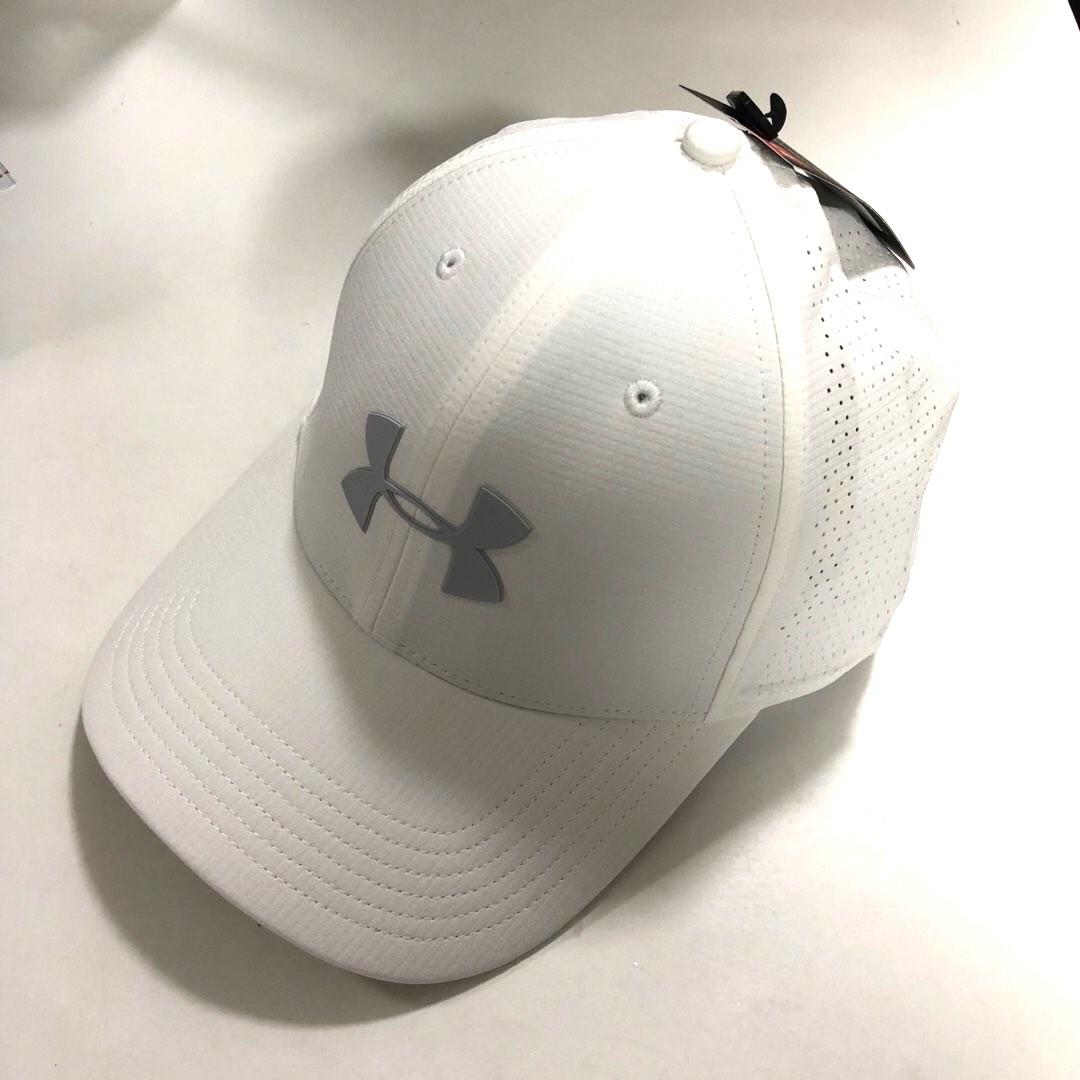 Under Armour Heatgear Golf White Cap ?% Authentic BN!!!, Men's Fashion,  Watches u0026 Accessories, Caps u0026 Hats on Carousell