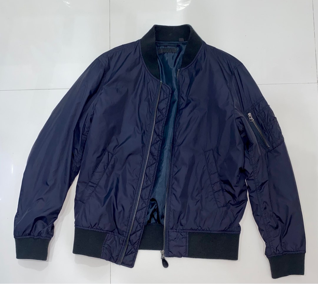 UNIQLO Bomber Jacket, Men's Fashion, Coats, Jackets and Outerwear on