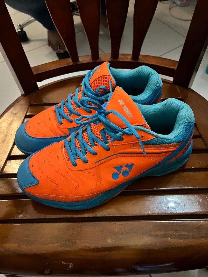Yonex 65r hotsell shoes