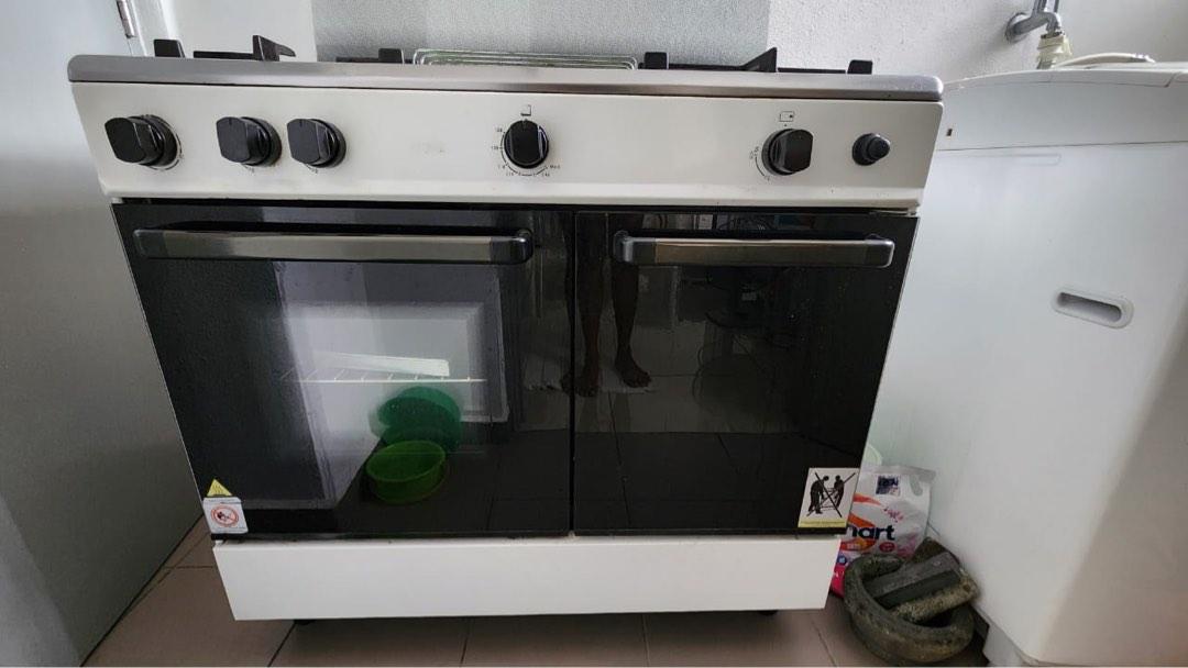 ZANUSSI Gas Cooker 3 Burners, TV & Home Appliances, Kitchen Appliances