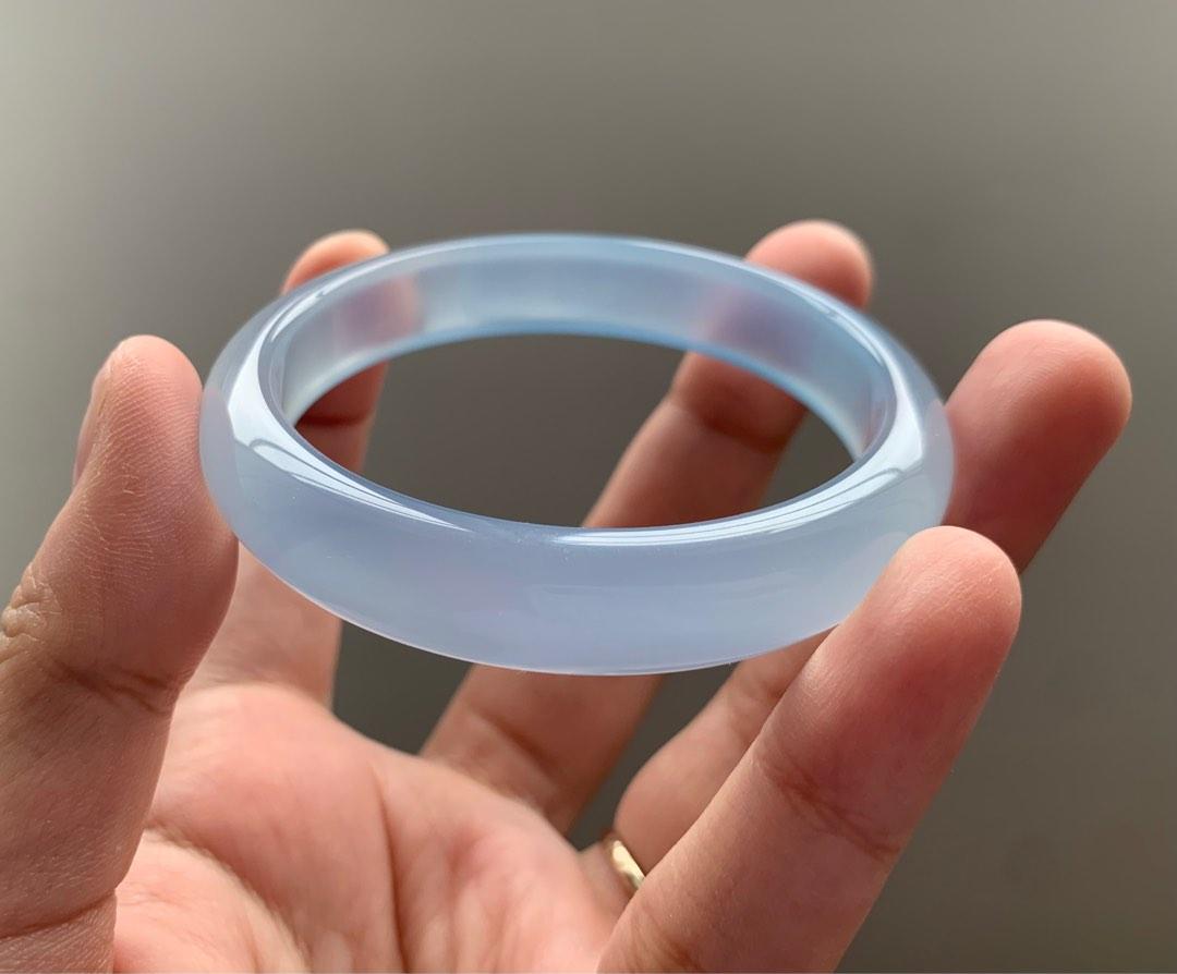 54mm 天空蓝玉髓镯子 Sky Blue Chalcedony Bangle, Women's Fashion, Jewelry   Organisers, Bracelets on Carousell